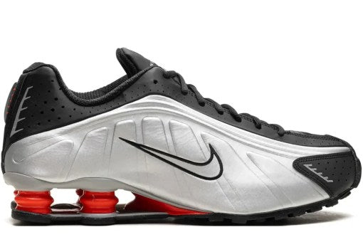 Nike Shox R4